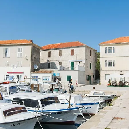 Mileta Apartment Sali